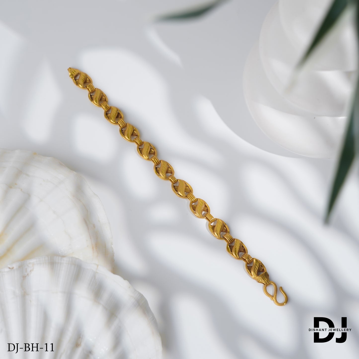 Classic Kohli Design Superior Quality bracelet for Men. BR-11