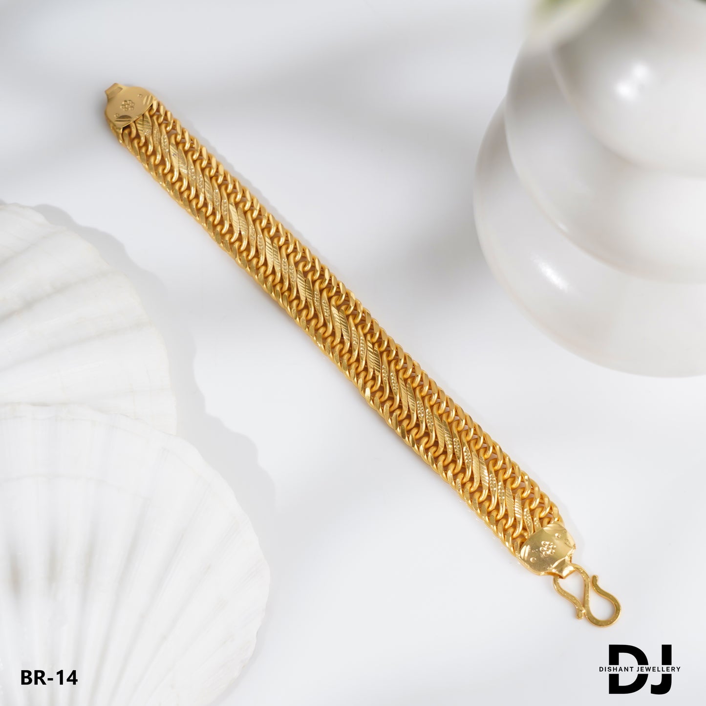 New Exclusive Design high Gold finish Big Patta Design Bracelet for Men.(BR-14)