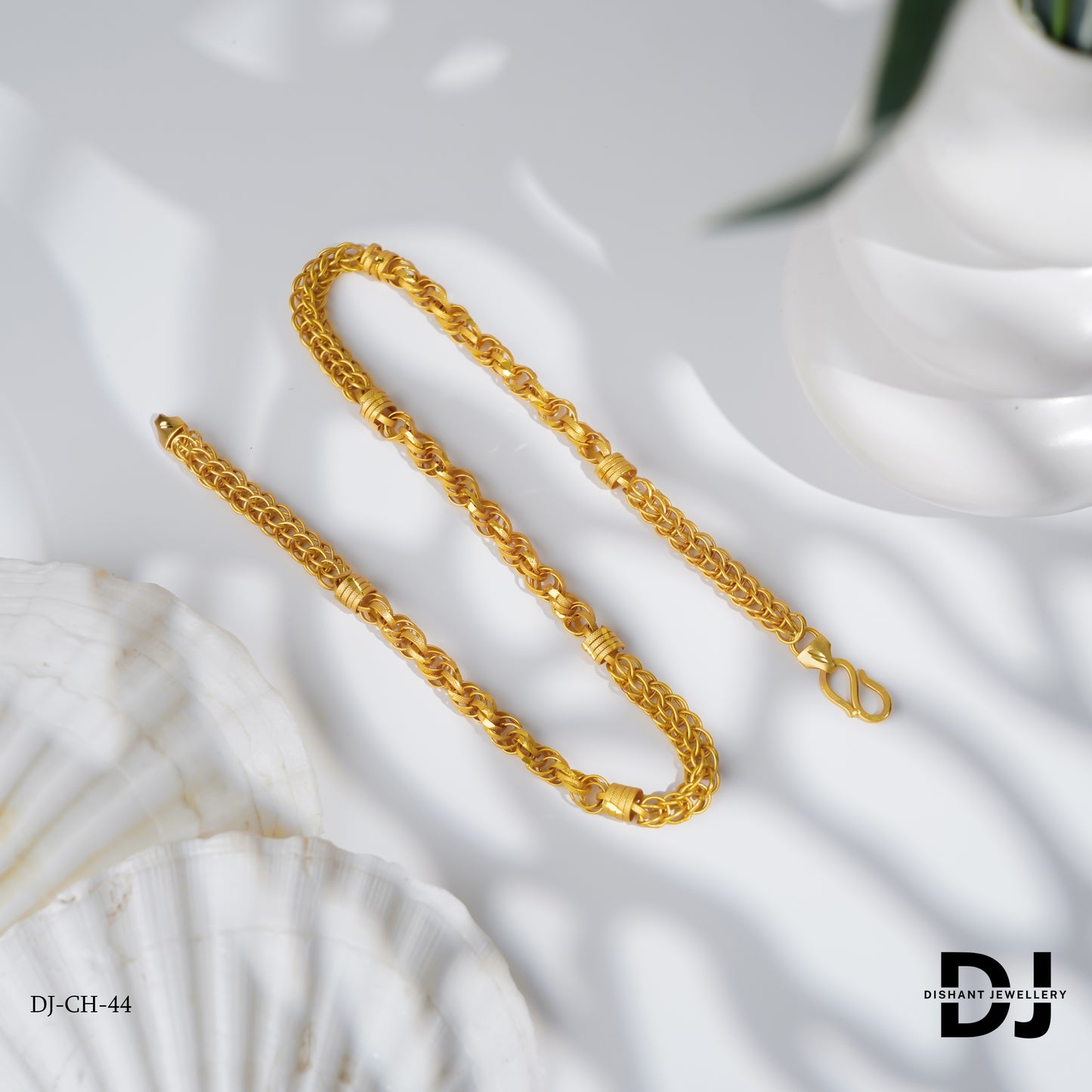 New Classical Bahubali Gold Platted Indo Chain For Men.(CH-44)