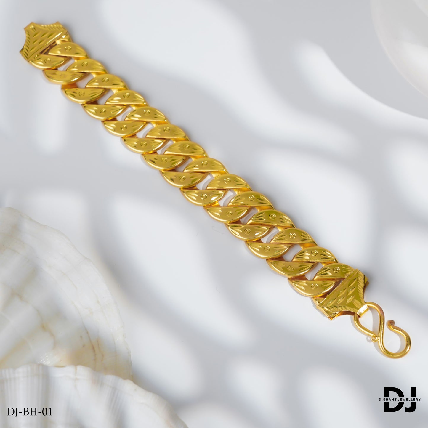 New Design Gold Pleted Men’s Fashion Design Pokal Bracelet.(BR-01)