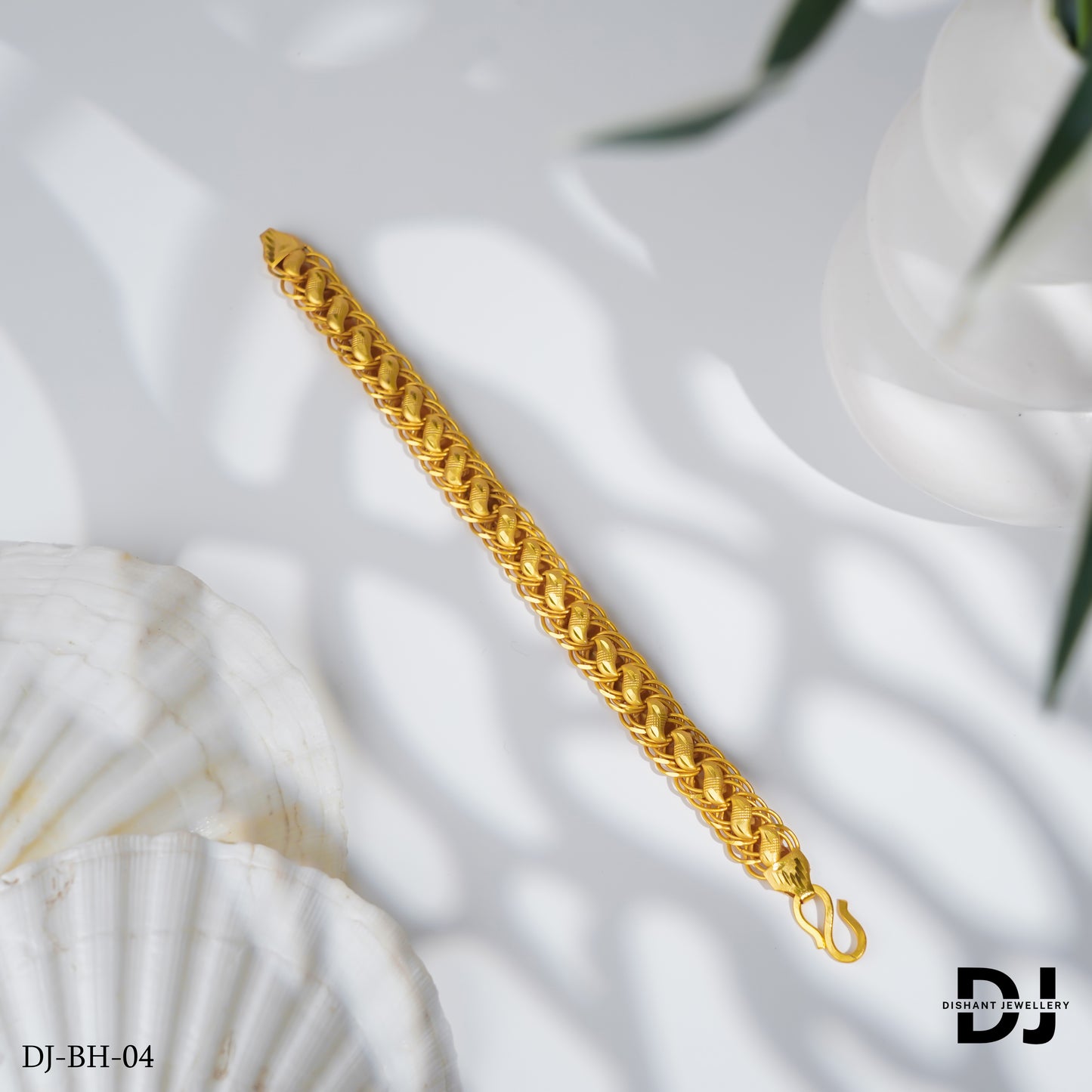 New Stylish Rajwadi Lotus Design Bracelet Chain for men.(BR-04)