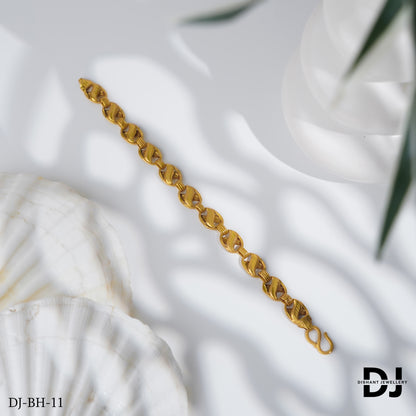 Classic Kohli Design Superior Quality bracelet for Men. BR-11