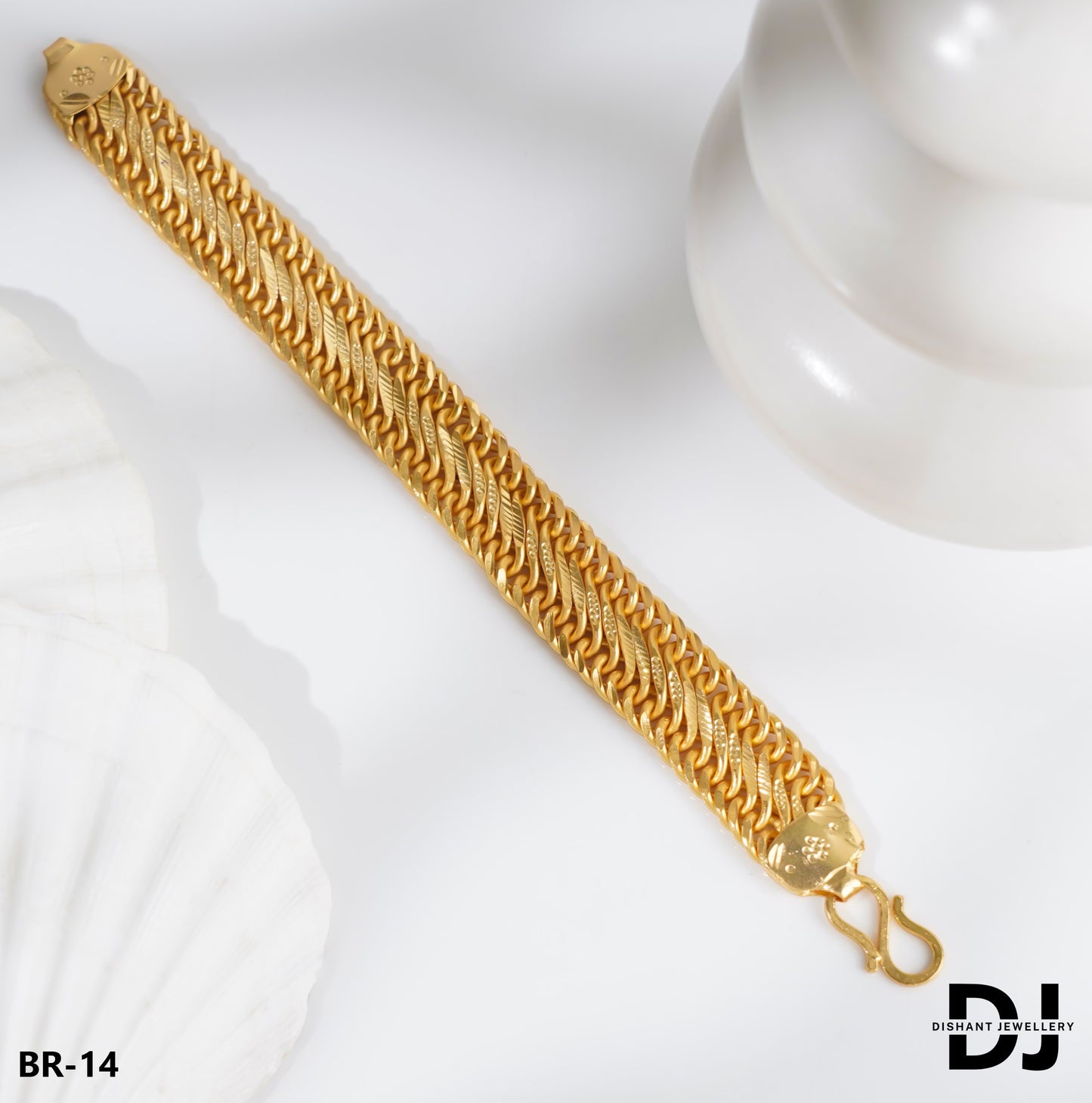 New Exclusive Design high Gold finish Big Patta Design Bracelet for Men.(BR-14)