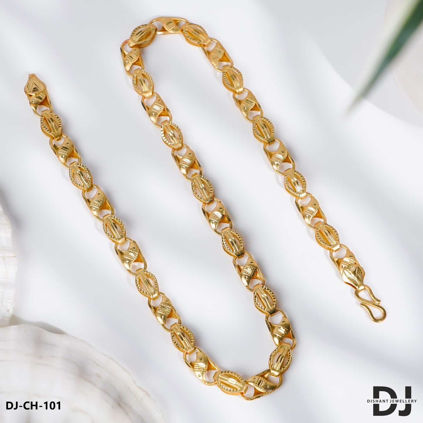 Classic Kohli Design Superior Latest Design  Chain for Men. (CH-101)