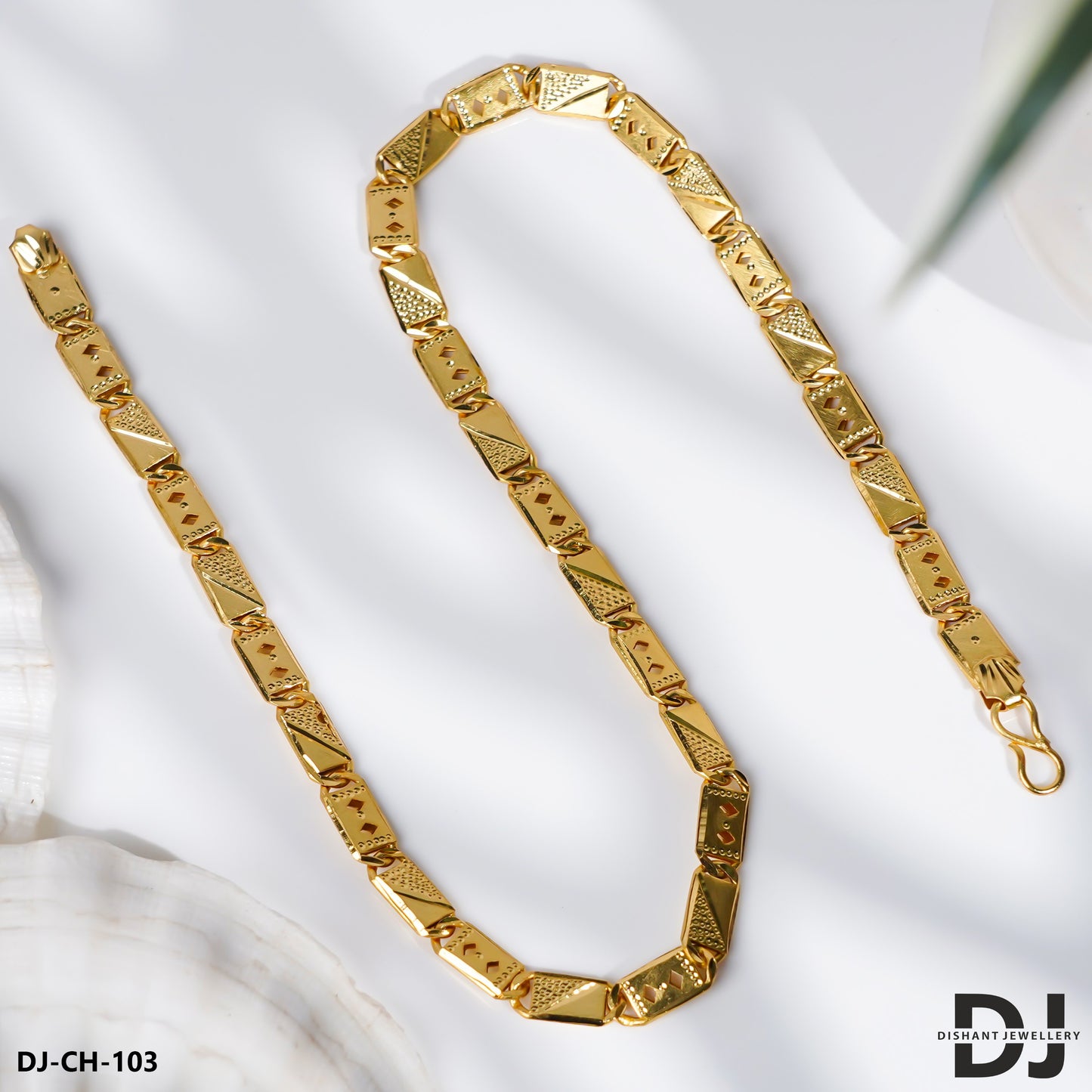 Unique Design Gold Plated BIG Nawabi Chain for Men.(CH-103)