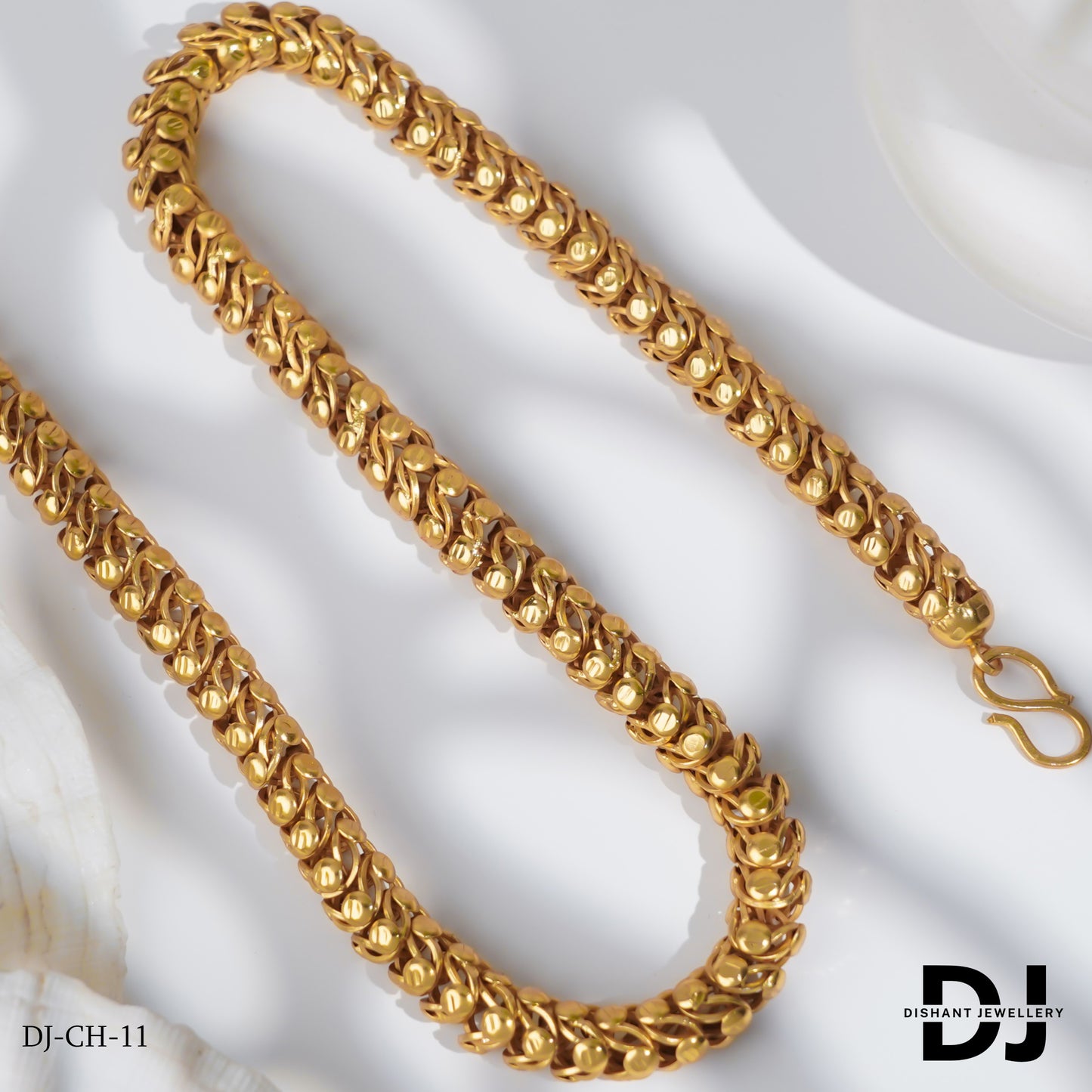 New Gold Platted Rajwadi Kadi On Cape Design Chain For Men.(CH-11)