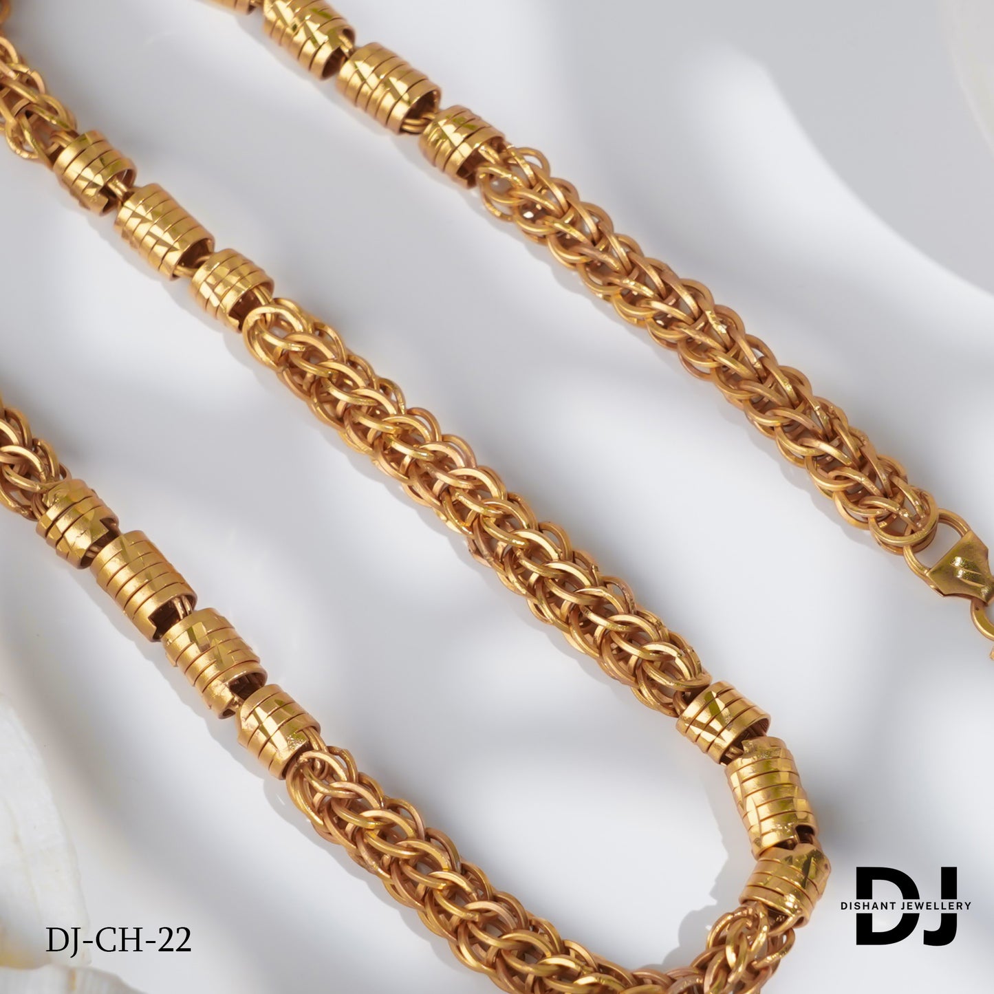 Men’s Fashion Rassa with Spring Pipe Design Chain for men.(CH-22)