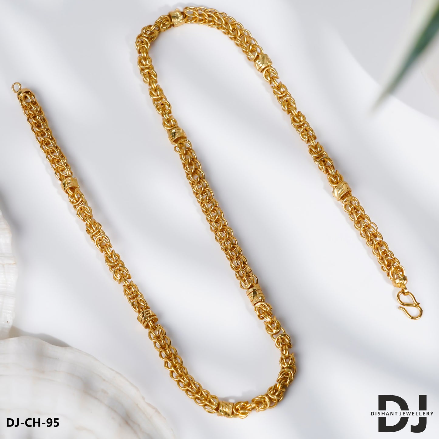 New Classical Gold design bahubali with Kadi Chain for Men.(CH-95)