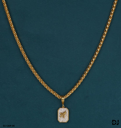 Classical Gold forming Chain with MAA DIAMOND pendal for Men.(CP-06)