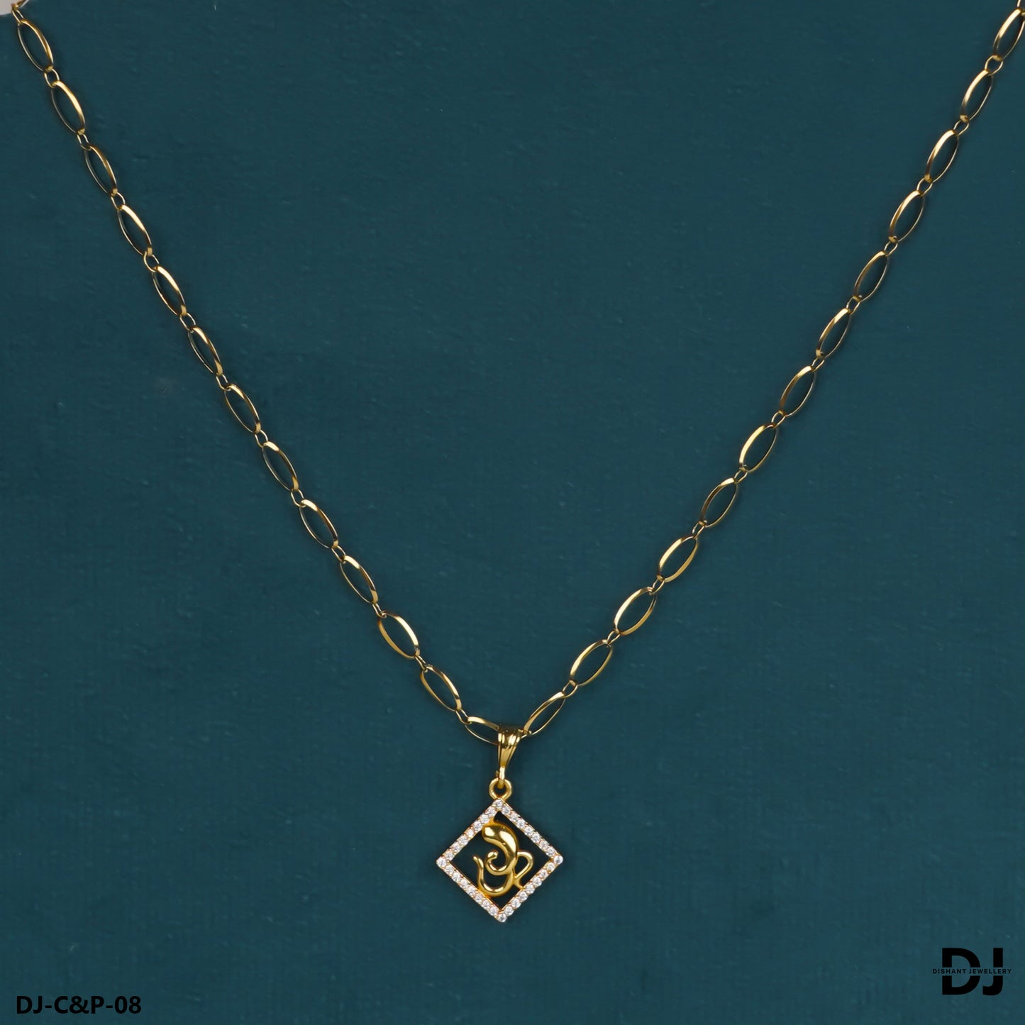 Classical Gold forming Chain with OM pendal for Men.(CP-08)