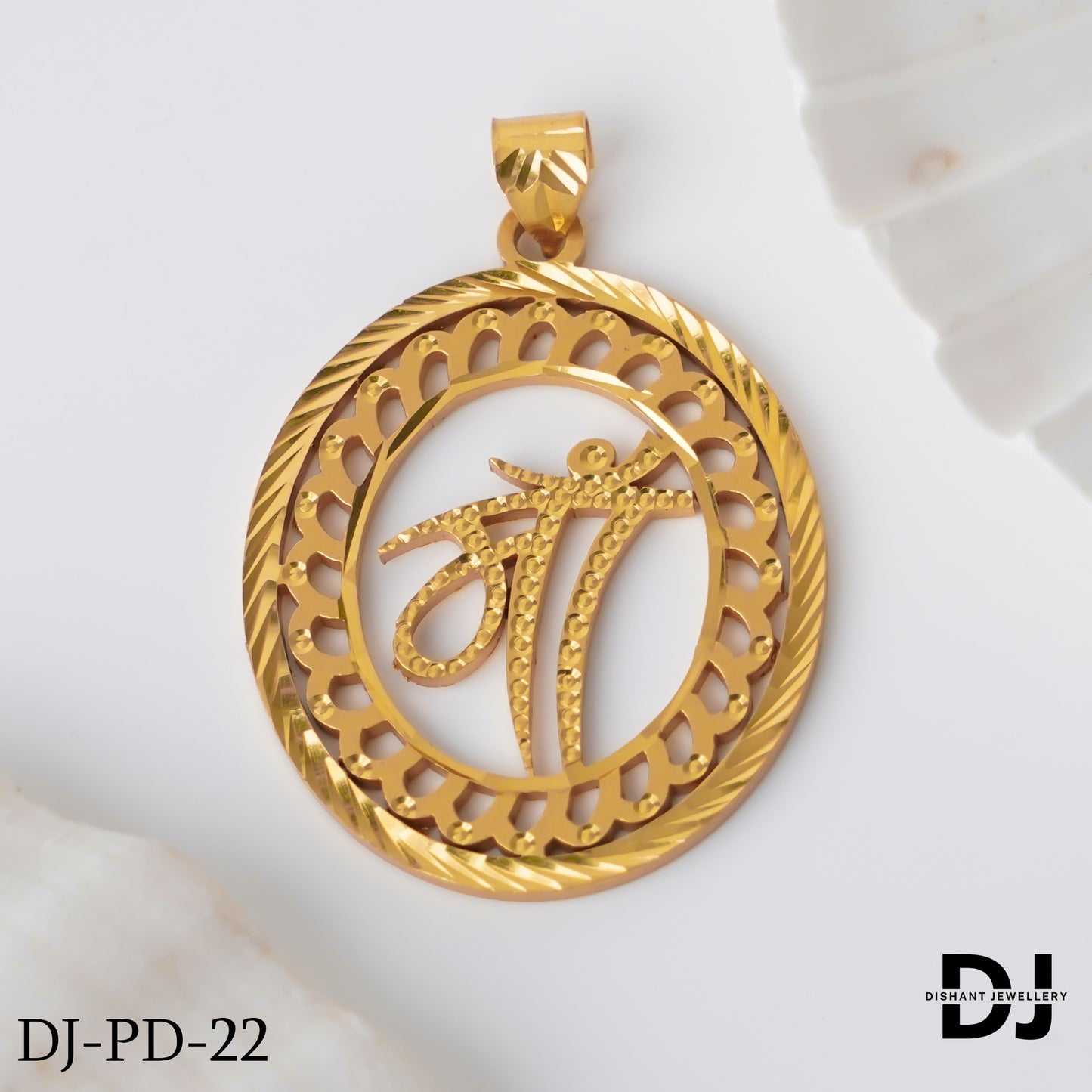 New Round Design Gold Pletted MA Design Pendant.(PD-22)