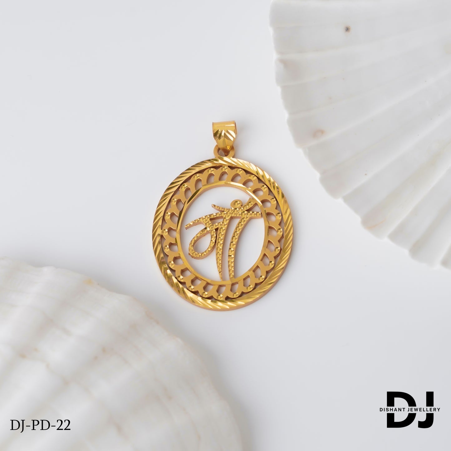 New Round Design Gold Pletted MA Design Pendant.(PD-22)