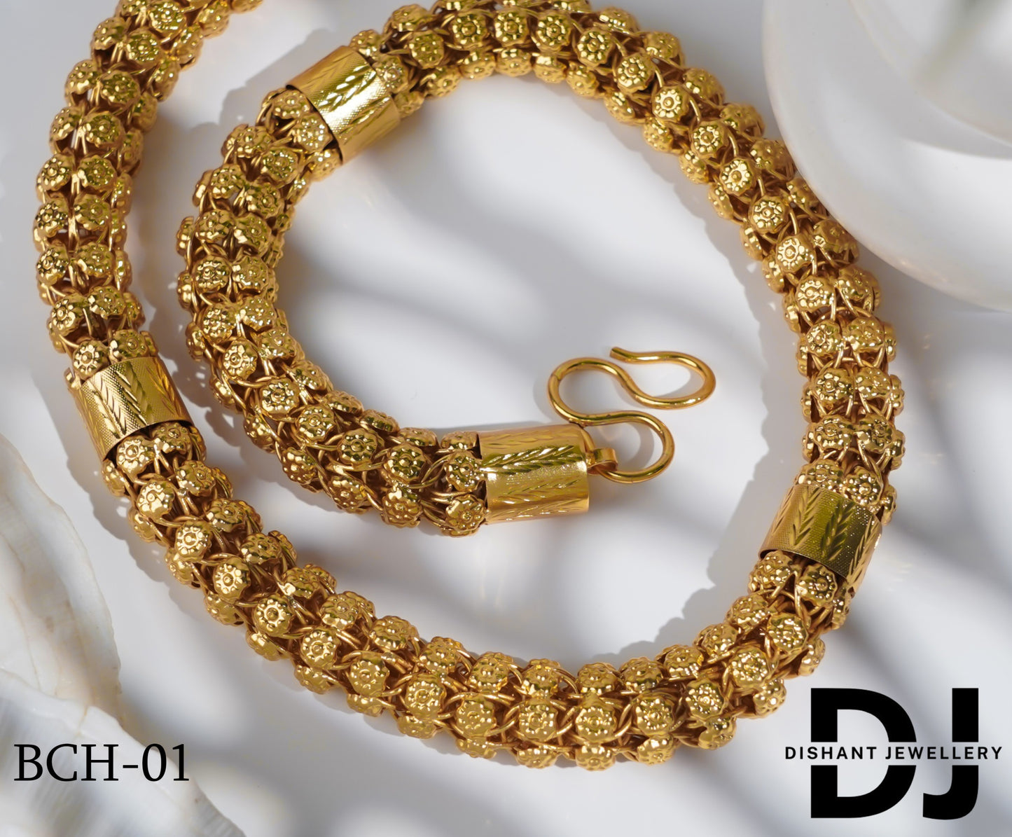 New High stylish Men’s Fashion Big Cap With Flower Design Best Chain.(BCH-01)